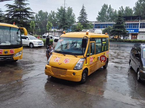 小型冷藏車出現(xiàn)異味怎樣排除？